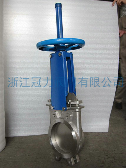 硬密封刀型閘閥的結(jié)構(gòu)特點(diǎn)及應(yīng)用場景